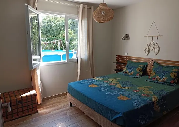 Holiday home Agreable Au Calme Avec Vue Anduze