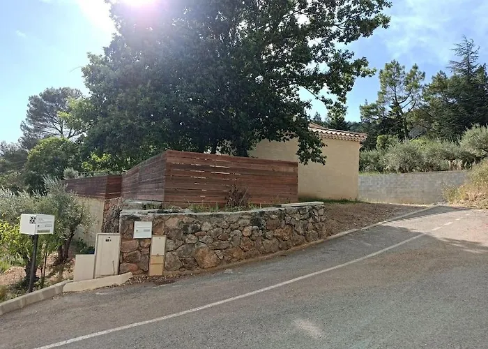 Agreable Au Calme Avec Vue Holiday home *