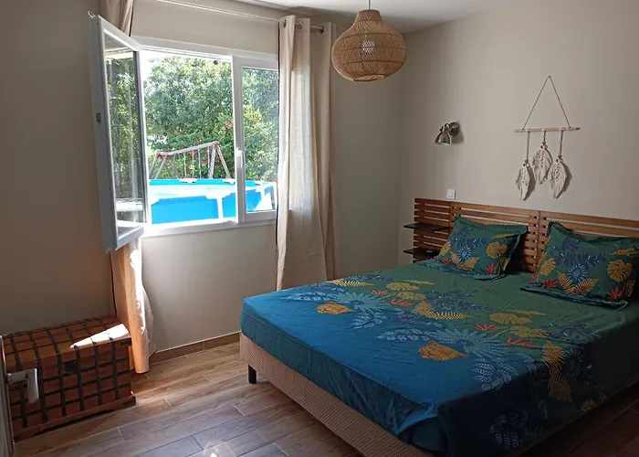 Agreable Au Calme Avec Vue Casa de Férias *